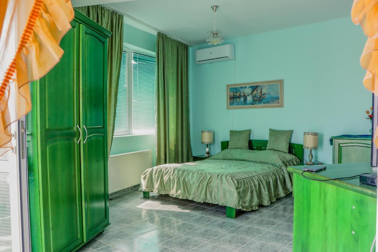 Villa Nora Албена Екстериор снимка