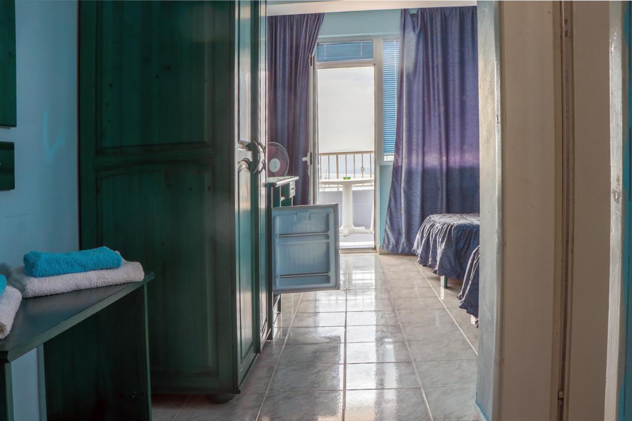 Villa Nora Албена Екстериор снимка