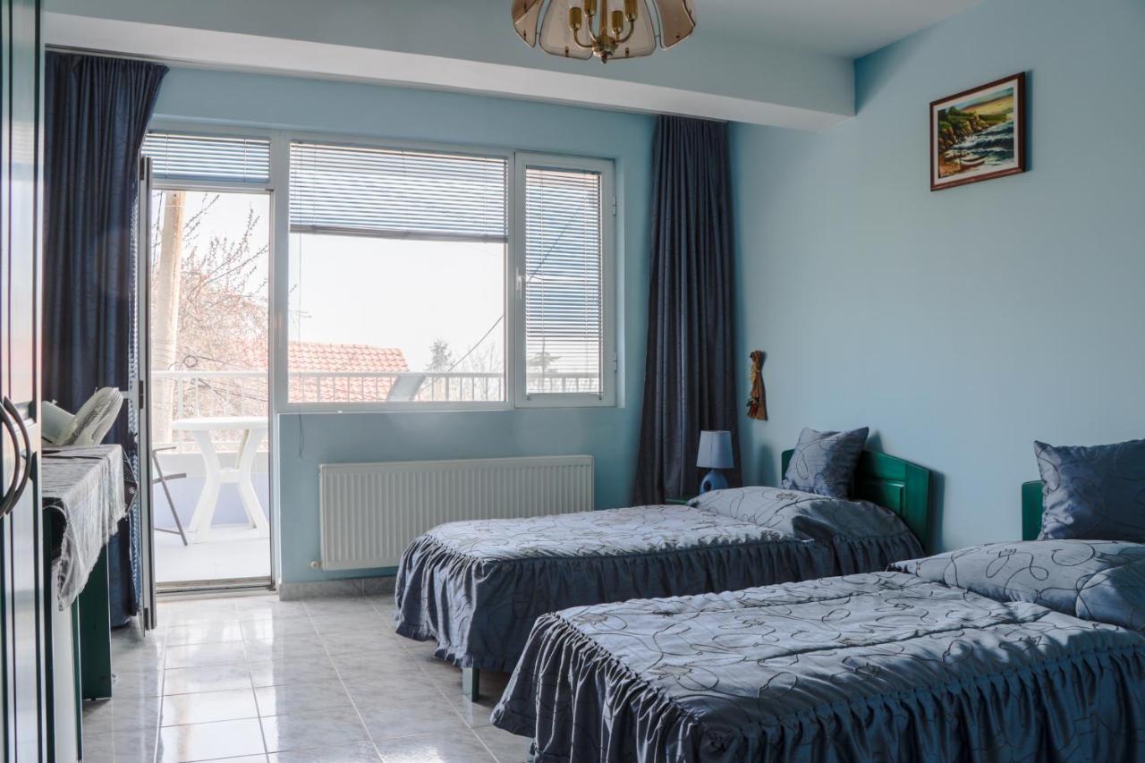 Villa Nora Албена Екстериор снимка