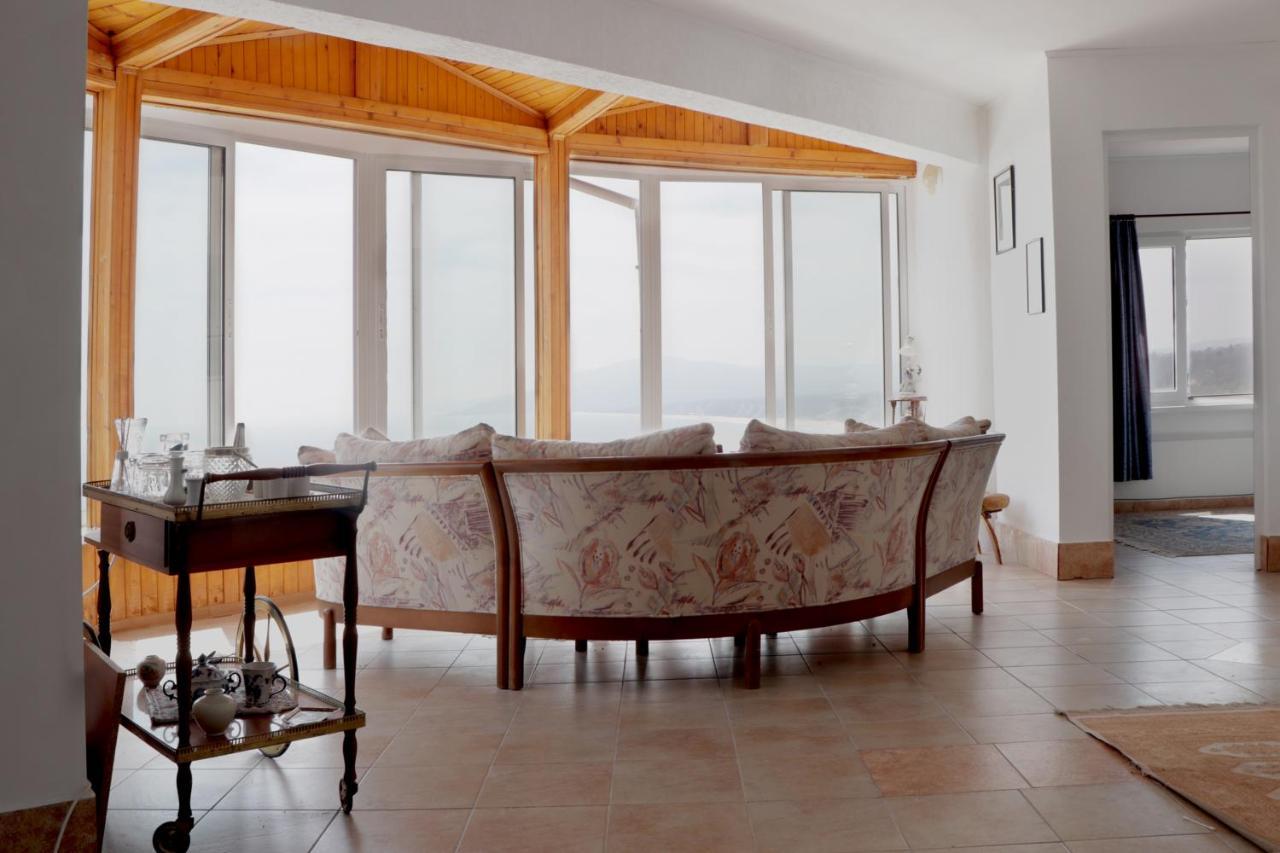 Villa Nora Албена Екстериор снимка
